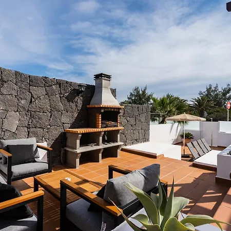 Casa Familia Villa Playa Blanca